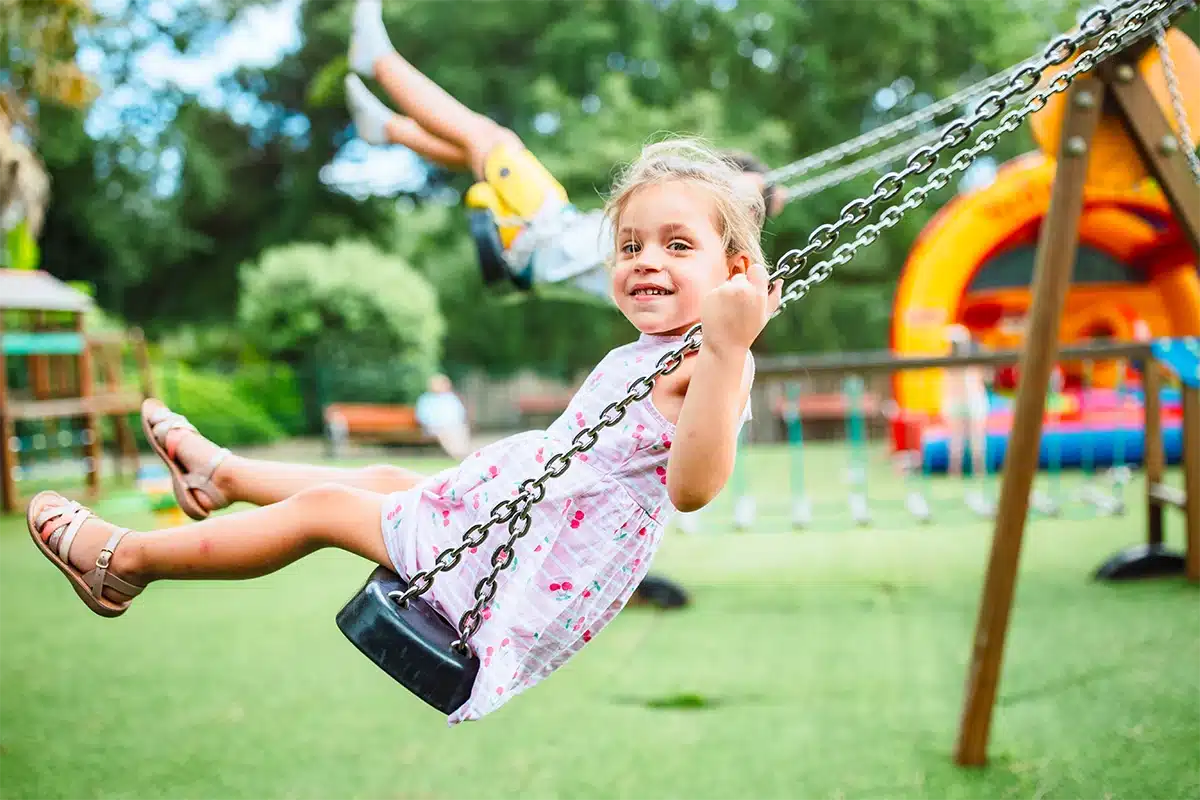 children's swing structure