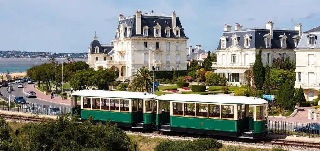 petit train d'Arcachon en bref1